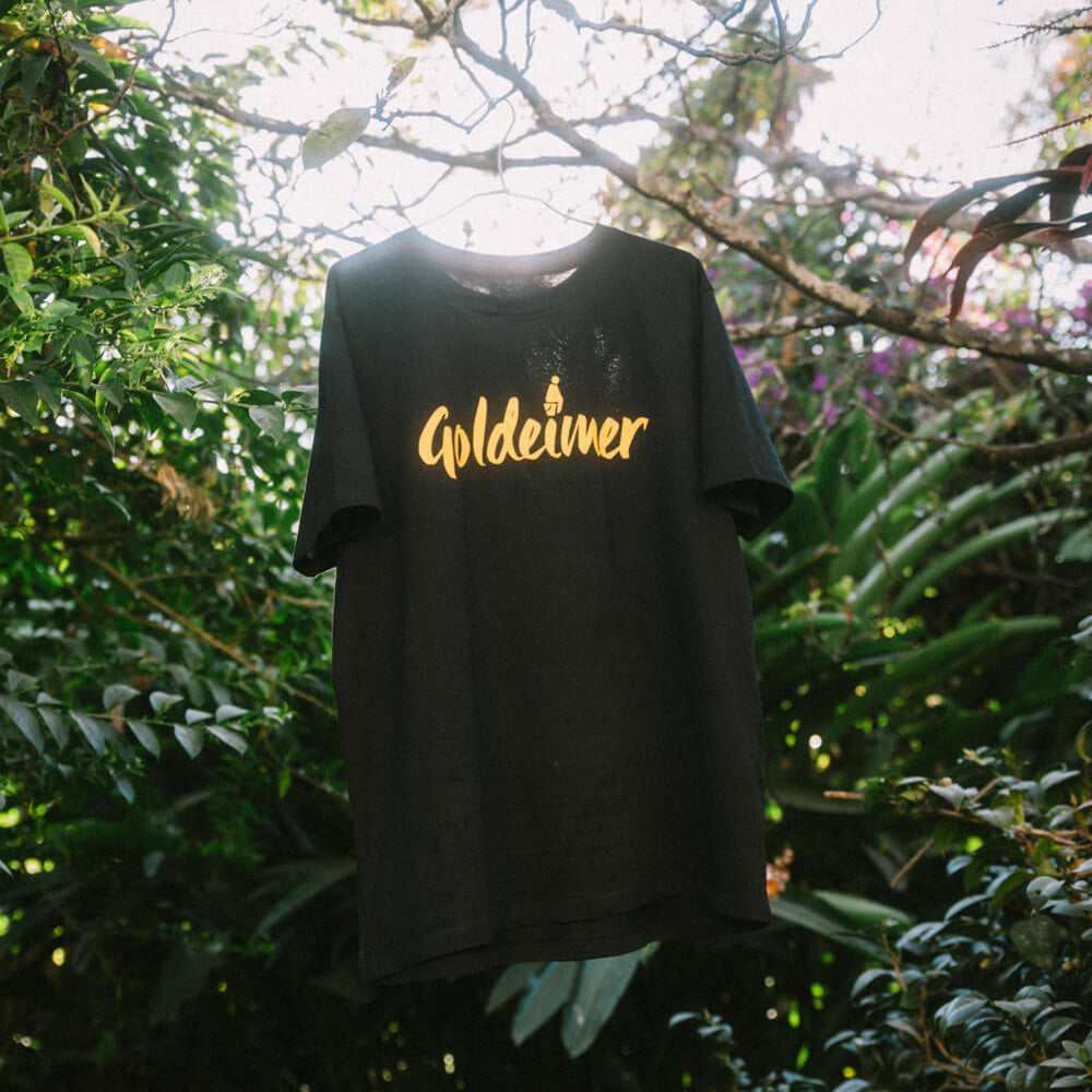 Shirt schwarz unisex mit Goldeimer Logo